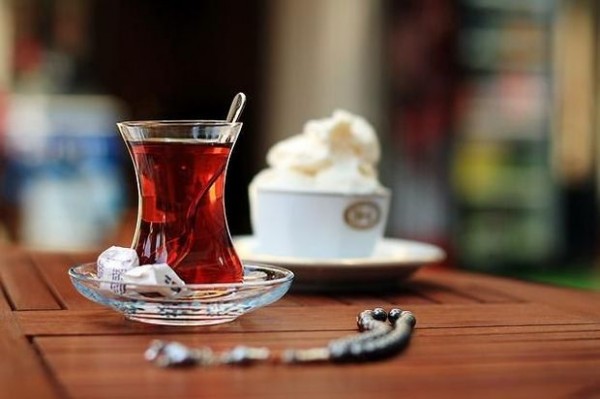 Qaynar çay xərçəngə səbəb ola bilər