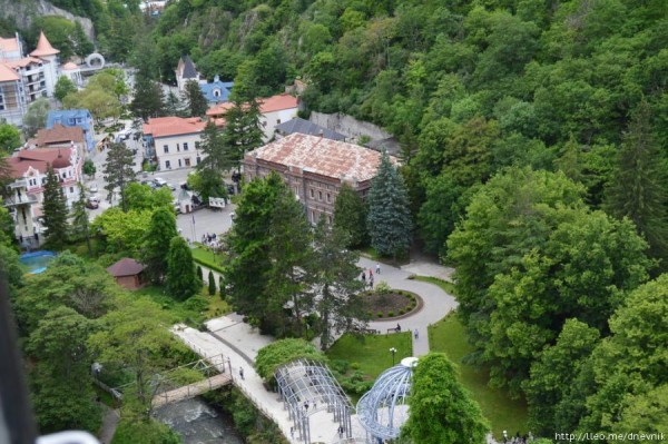Gürcüstanın Borjomi kurortunu su basdı