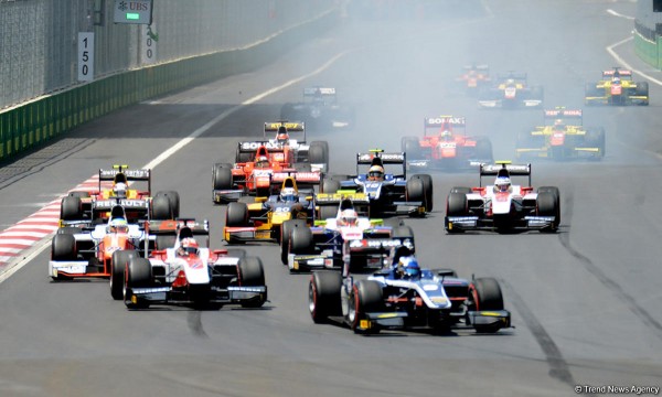 İtalyan pilot Bakıda GP2 seriyalı yarışın qalibi oldu