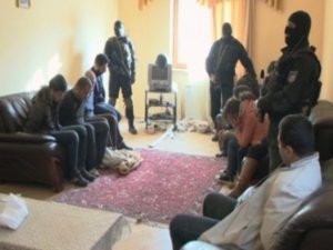 Ermənistanda silahlı çevriliş cəhdi: Səfilyanın evində və ofisində axtarışlar gedir