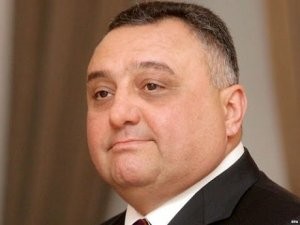 Eldar Mahmudovun arvadı: “Ölməyib, sağdır, amma...”