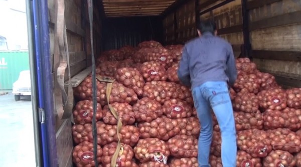 Azərbaycanlıların bazarında 4 MİLYONLUQ əməliyyat