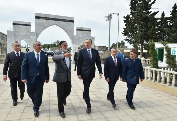 Prezident Nardaranda “Rəhimə xanım“ ziyarətgahında - YENİLƏNİB