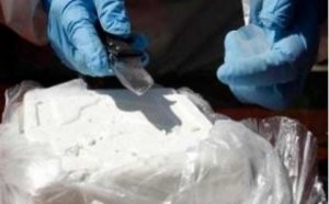 Azərbaycanlıların meyvə-tərəvəz bazarından 25 kilo heroin çıxdı