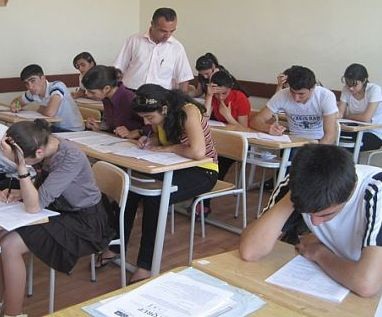 İlk buraxılış imtahanlarında ötən illə müqayisədə 5-6 faiz yuxarı nəticə göstərilib