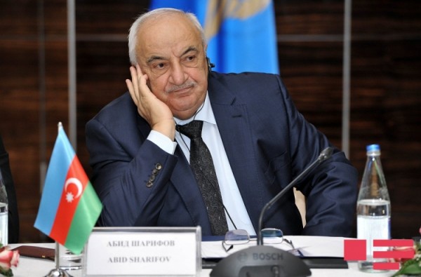 “Sosial evlərin tikintisi üçün əlavə torpaqlar ayrılır“ - Abid Şərifov
