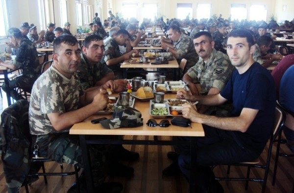 Beyləqan rayonunda yerləşən hərbi hissədə bayram tədbiri
