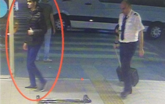 İstanbul terrorunu törədənlərin görüntüləri yayıldı - FOTOLAR