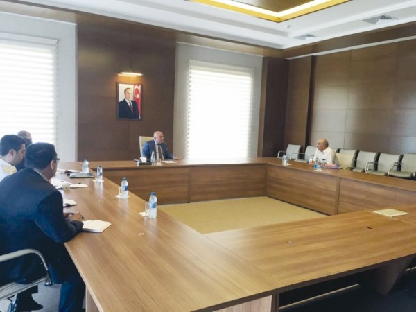 Aydın Əliyev Ağdaşda vətəndaşları qəbul edib