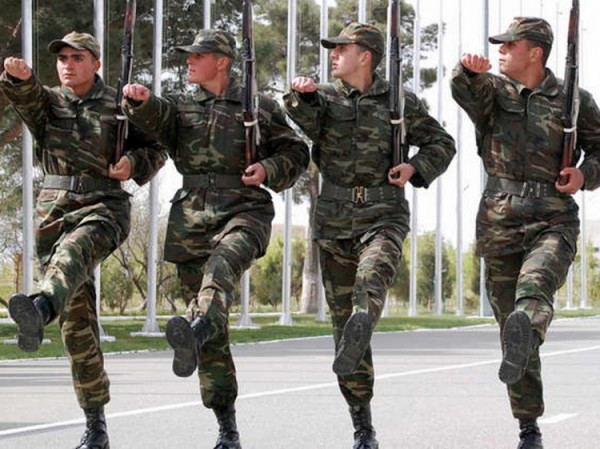 Hərbi hissələr xüsusi rejimə keçdi