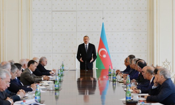 Prezident İlham Əliyev: Münaqişənin həllinin yeganə mümkün variantı mərhələli həll variantıdır