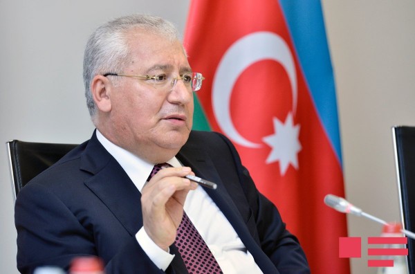 Nazir adları prezidentə verilən məmurlardan DANIŞDI
