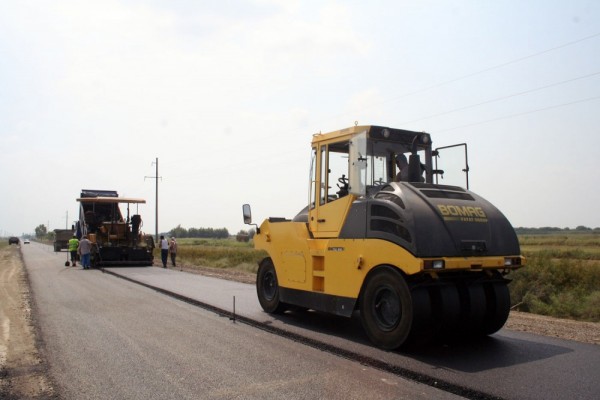 Prezident İlham Əliyev Qusarda yol tikintisinə 1,8 milyon manat ayırıb