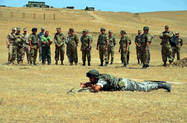 ABŞ komandanı Azərbaycana səfərə gəlib