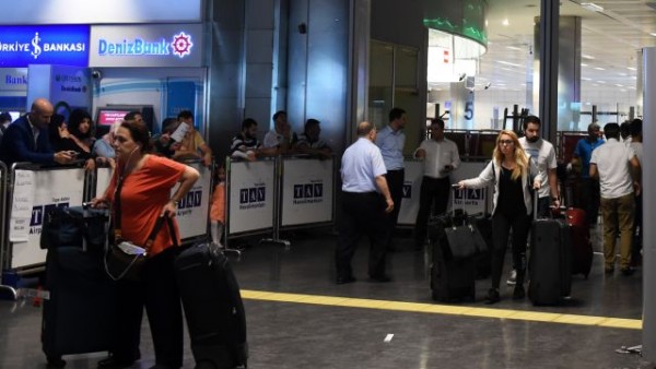 ABŞ Türkiyəyə bütün uçuşları dayandırdı