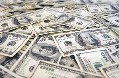 ARDNF hərracda 28 banka 50 milyon dollar satıb