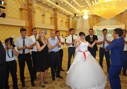 “Məzun evi“ndə toy-FOTOLAR