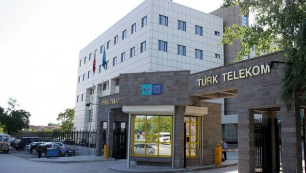 “Türk Telekom”un rəhbərləri “fətullahçı” ittihamı ilə həbs edildi