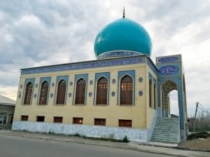 Marneulidə məscidin qapıları oğurlandı