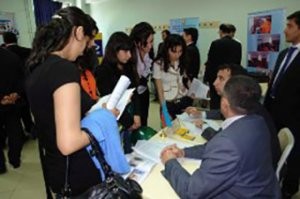 Tələbələrin işlə təminatı üçün boş yerlər təklif olunub