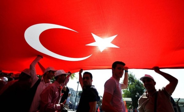 Bu Avropa şəhərində türk bayrağından istifadə qadağan olundu