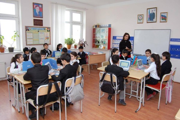 Məktəblərdə YENİLİK