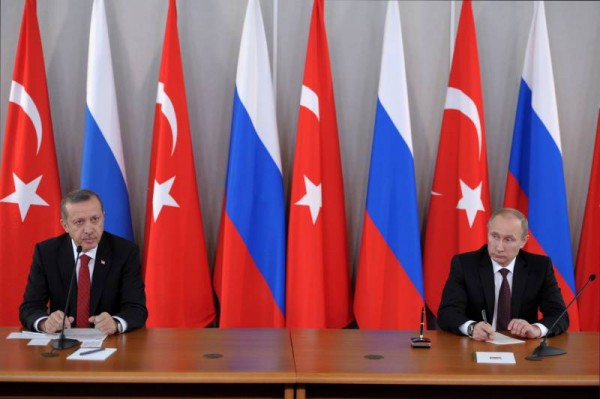 Putin-Ərdoğan görüşündə kürd problemi müzakirə olunub