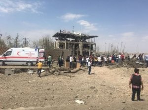 Türkiyədə növbəti terakt: 3 ölü, 30-a yaxın yaralı