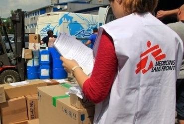 Yəməndə xəstəxana bombalandı: 11 ölü, 19 yaralı