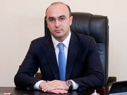 Elnur Aslanov ölkədən getdi