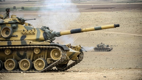 İŞİD silahlıları türk tankını vurublar, 3 hərbçi yaralanıb