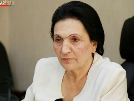 Rektor Nurlana Əliyevanın qalmaqallı danışıq tərzi: `Sənin ağzın haradan cırılıb`, `dələduz`, `şərəfsiz…`