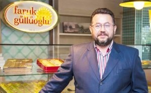 Məşhur “paxlava kralı” həbs olundu