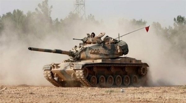 Türkiyə tankları Əl Baba doğru