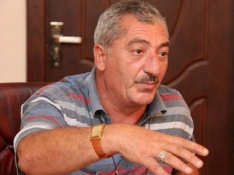 Şair Rüstəm Behrudi Yazıçılar Birliyindən çıxıb