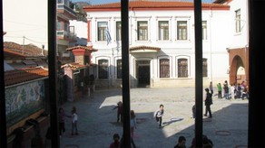 Yunanıstanda türk dilində məktəblər bağlanıb