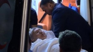 Prezident təyyarə ilə xəstəxanaya aparıldı