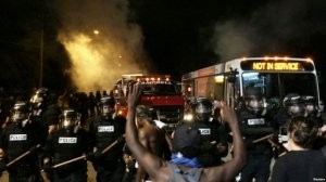 ABŞ-da polis zorakılığına qarşı etirazlar başladı