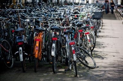 Bakıda velosiped üçün dayanacaqlar tikilib