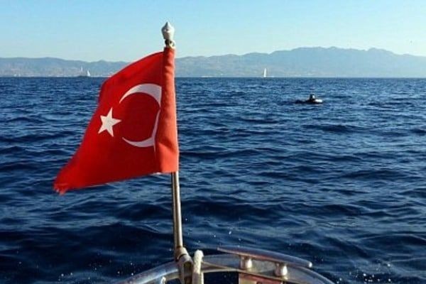 Türkiyə gəmisi İtaliya sahillərində batıb
