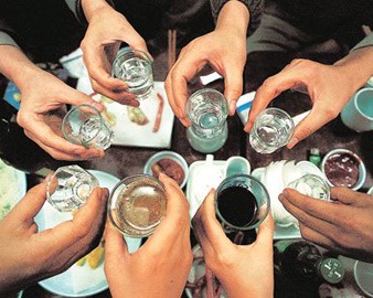 Xarkovda keyfiyyətsiz alkoqollu içkidən 23 nəfər ölüb