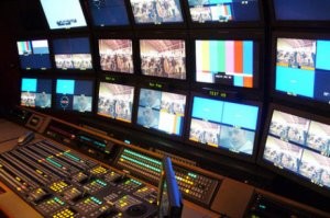 Türkiyədə 12 telekanal bağlandı