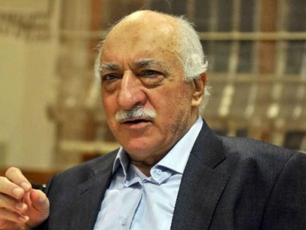 Fətullah Gülən tərəfdarları Almaniyaya qaçır