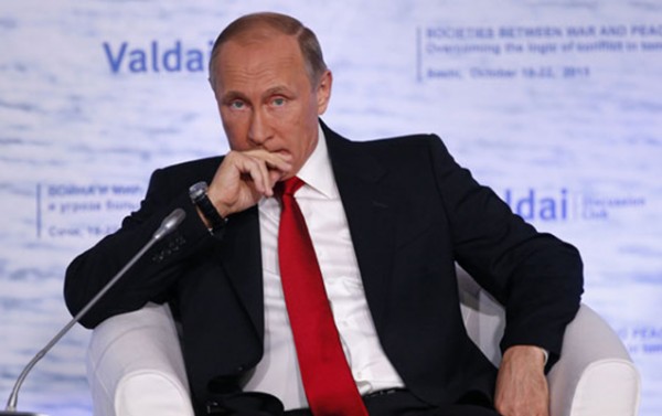 Putin Peresin ailəsinə başsağlığı verdi