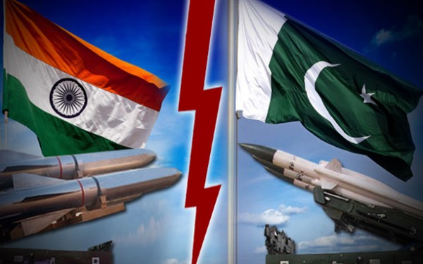 Pakistan Hindistanı nüvə zərbəsi ilə hədələdi