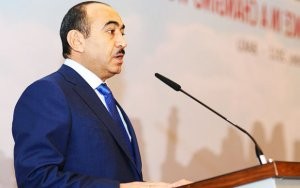 Əli Həsənov: “İslamı terrorla eyniləşdirirlər“
