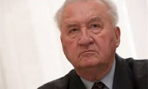 Slovakiyanın birinci prezidenti vəfat edib