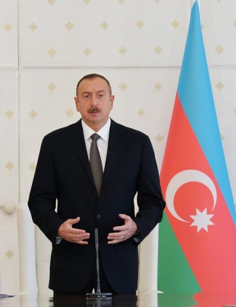 Prezident İlham Əliyev: Süni qiymət artımına yol verilməməlidir