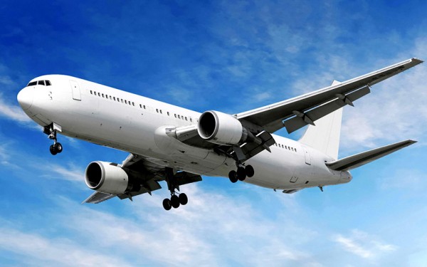 Boeing möcüzə nəticəsində qəzadan qaça bildi
