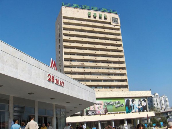 Bakı metrosunda cinsi azlıqlara hücum olub